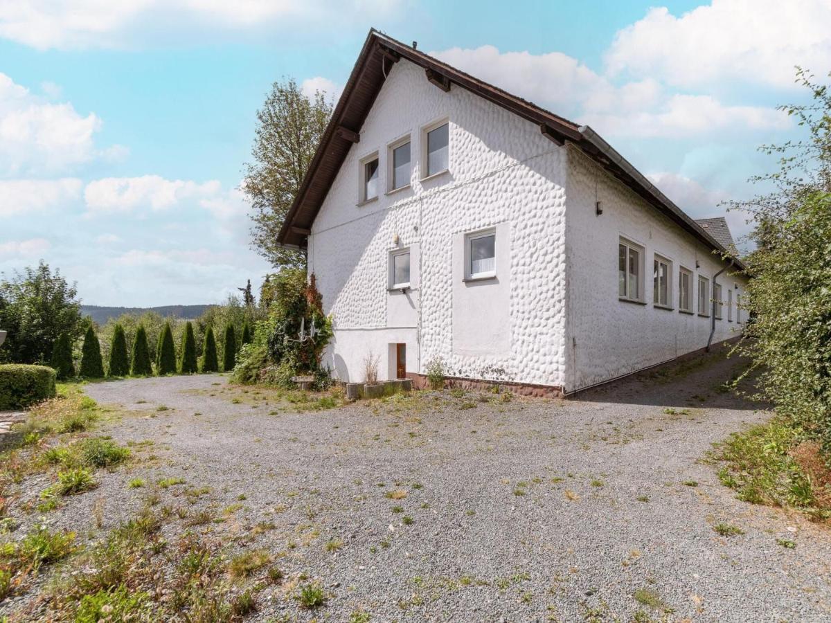 Cosy Holiday Home With Terrace In Winterberg Exteriör bild