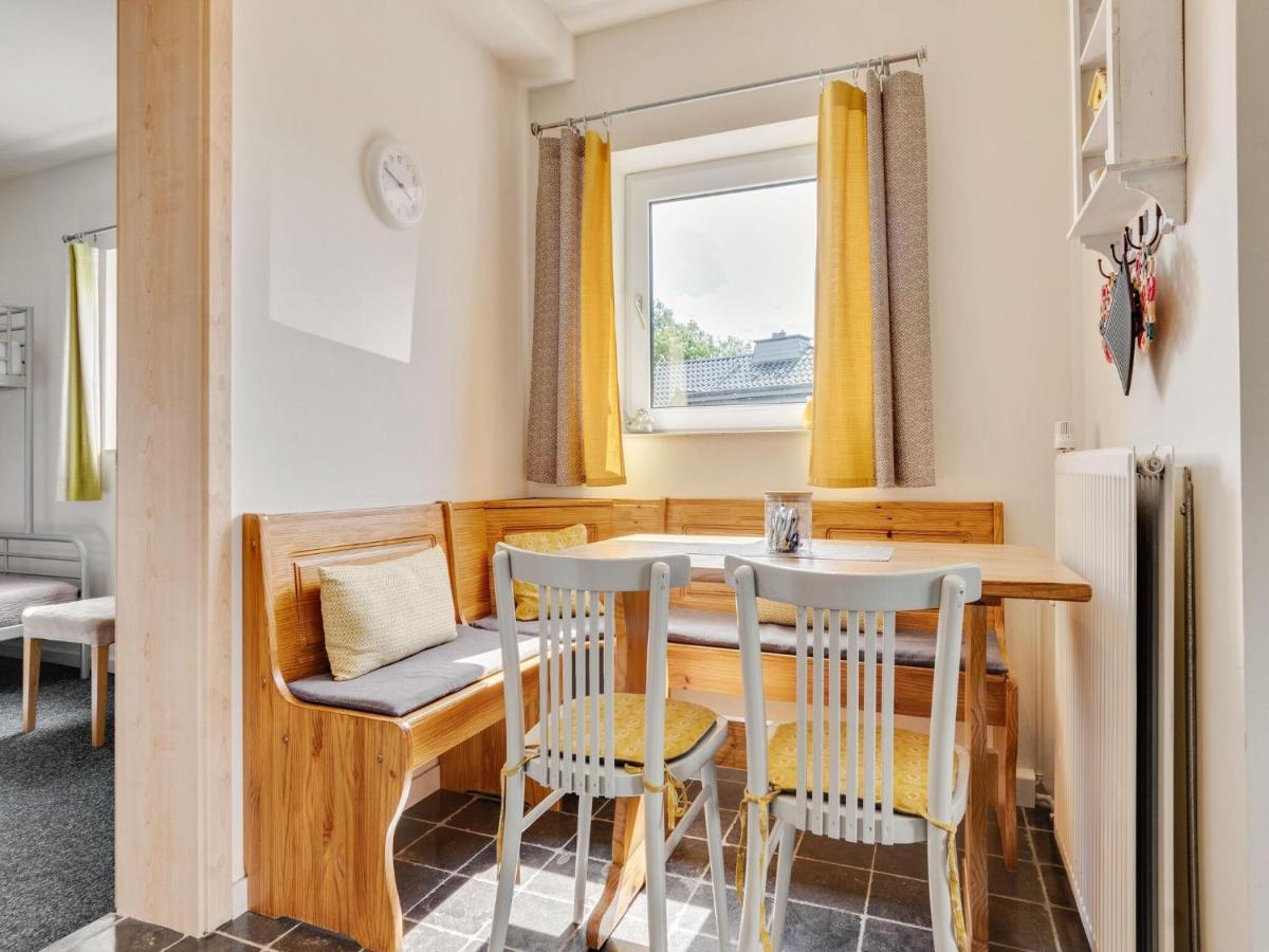 Cosy Holiday Home With Terrace In Winterberg Exteriör bild